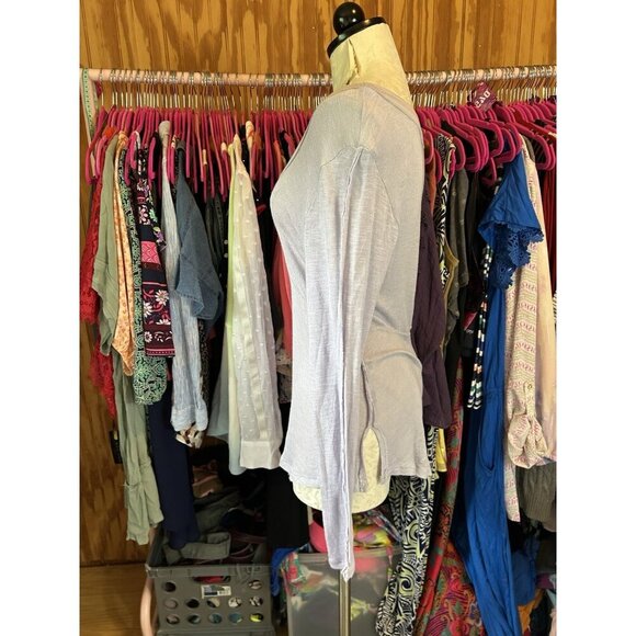 Intimately Free People Silver/Gray Long Sleeve Knit Lightweight L NWOT Raw Hem - Picture 4 of 10